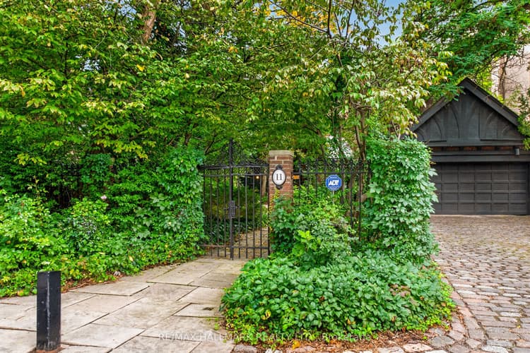 11 Pine Hill Road