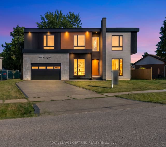 Detached at 1374 Tansley Drive, Oakville, ON L6L 2N4