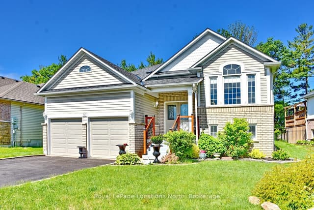 Detached at 50 Regina Boulevard, Wasaga Beach, ON L9Z 1M8