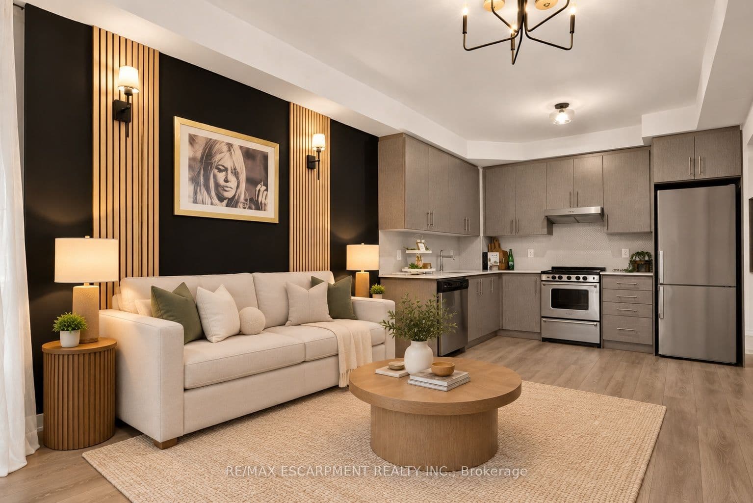 Suite 812 · Floor 8, Unit 812 · 212 King William St