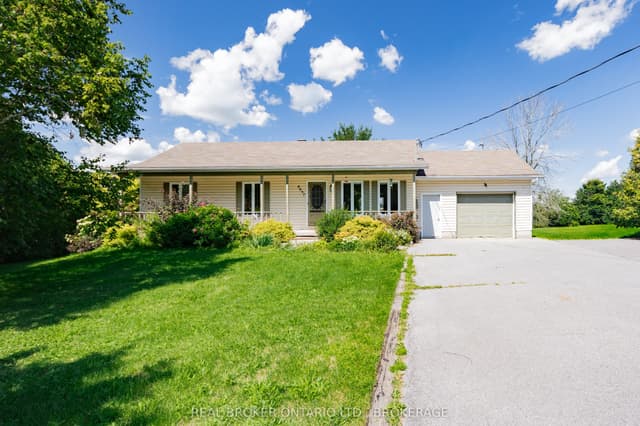 Detached at 4057 LEFEBVRE Street, South Glengarry, ON K0C 1L0