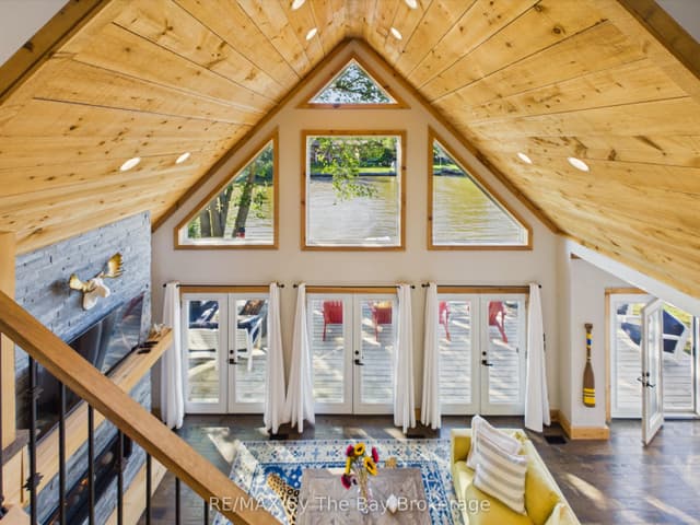 Detached at 2056 River Road W, Wasaga Beach, ON L9Z 2W1