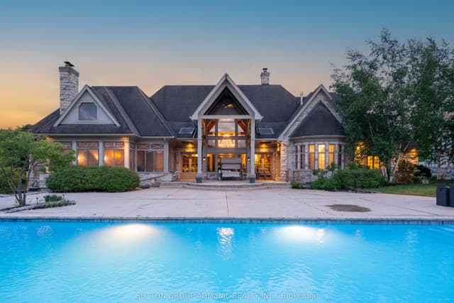 Detached at 66 Scotch Valley Drive, King, ON L7B 1L9