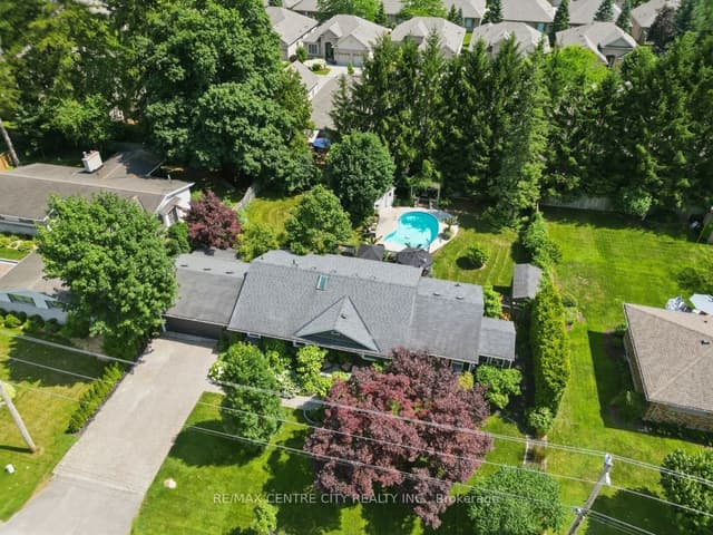 Detached at 7 Northcrest Drive, London North, ON N5X 3V7