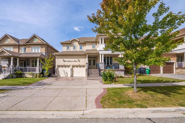 Detached at 32 Attraction Drive, Brampton, ON L6Y 2Z8