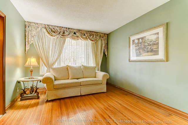 Detached at 23 Tumpane Street, Toronto, ON M3M 1L5, Toronto W05