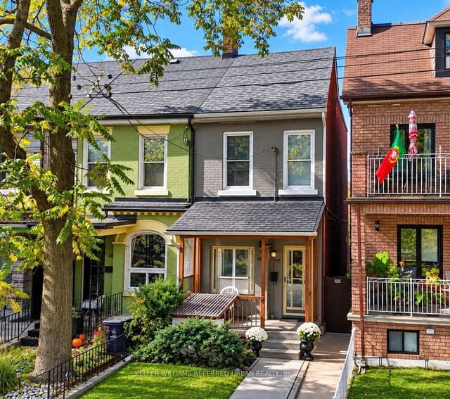 Att/Row/Townhouse at 266 Roxton Road, Toronto, ON M6G 3P9, Toronto C01