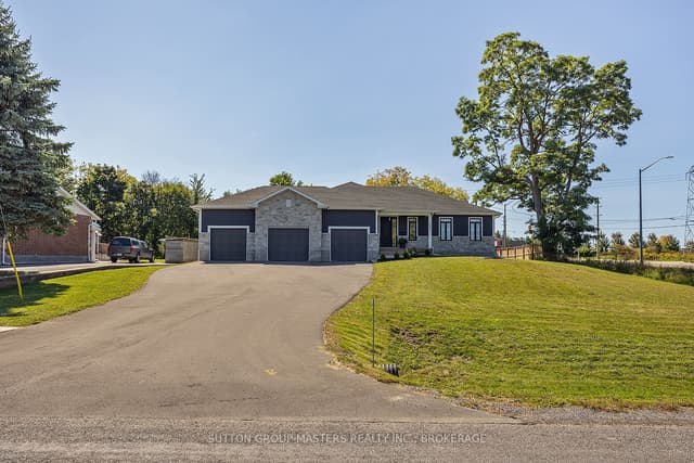 Detached at 247 ARNOLD Street, Kingston, ON K7M 3L7