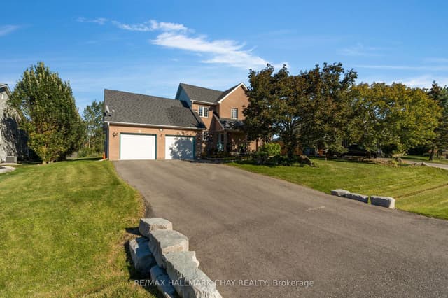 Detached at 3667 Kimberley Street, Innisfil, ON L9S 2L3