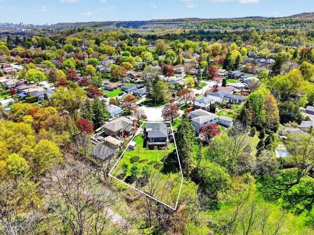 Detached at 55 Sunrise Crescent, Hamilton, ON L9H 3S1