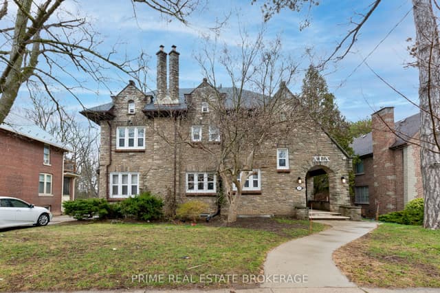 Detached at 290 Huron Street, London East, ON N6A 2J9