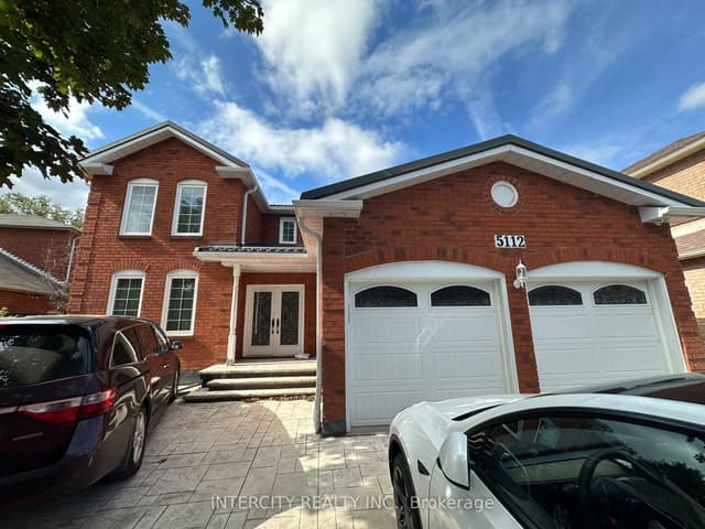Detached at 5112 Heritage Hills Boulevard, Mississauga, ON L5R 2C6