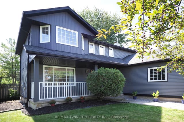 Detached at 324 Cooper Street, Cambridge, ON N3C 3X8