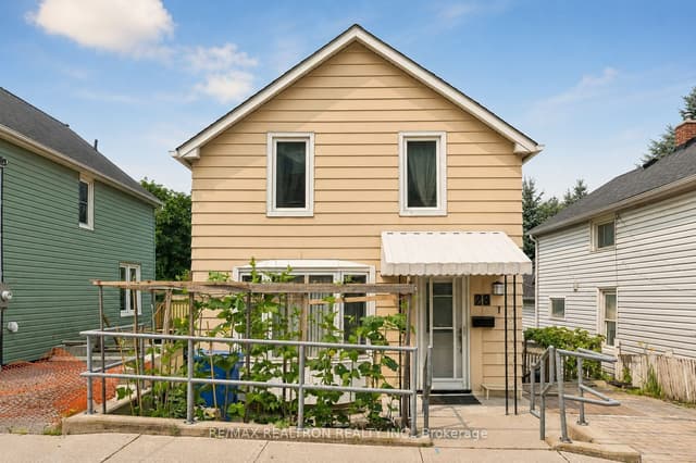Detached at 28 Machell Avenue, Aurora, ON L4G 2R7