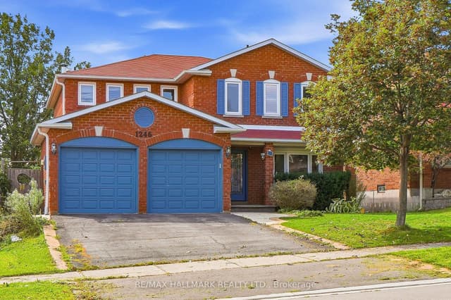 Detached at 1246 Winterbourne Drive, Oakville, ON L6J 7G2