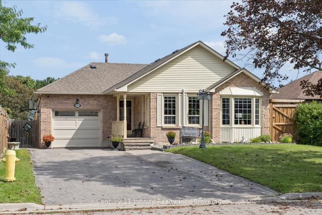 Detached at 814 Lochness Crescent, Oshawa, ON L1J 7P6