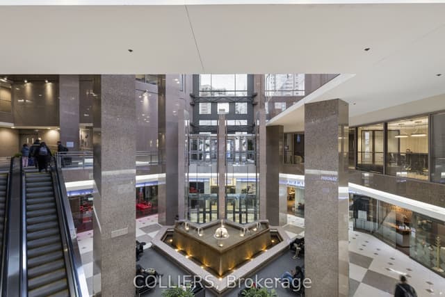 Office at 5700 Yonge Street 1101, Toronto, ON M2N 5M9, Toronto C07