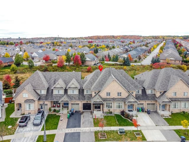Att/Row/Townhouse at 30 Naperton Drive, Brampton, ON L6R 0Z5