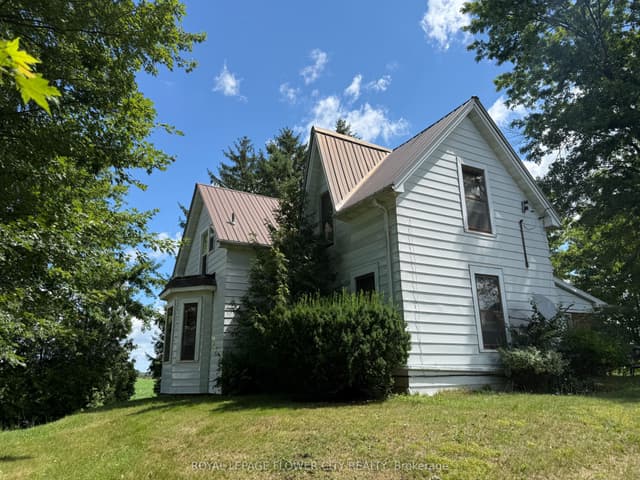 Detached at 422 MCCLUNG Road, Haldimand, ON N3W 1T9