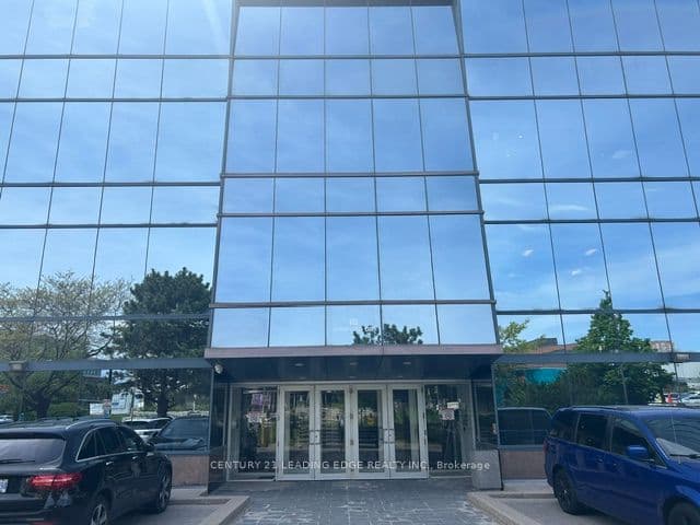 Unit 215, Unit 215 · 18 Wynford Dr