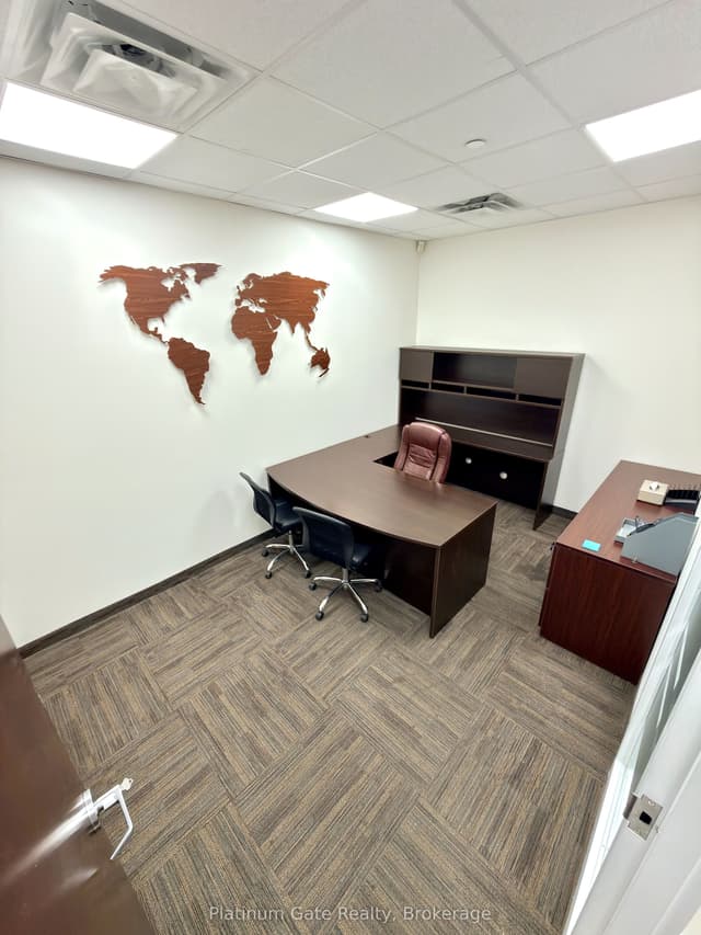Office at 1200 Derry Road #16, Mississauga, ON L5T 0B3