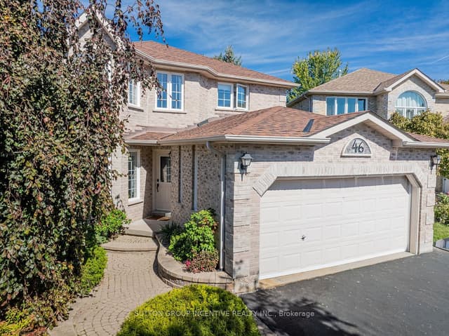 Detached at 46 Bell Street, Barrie, ON L4N 0H9