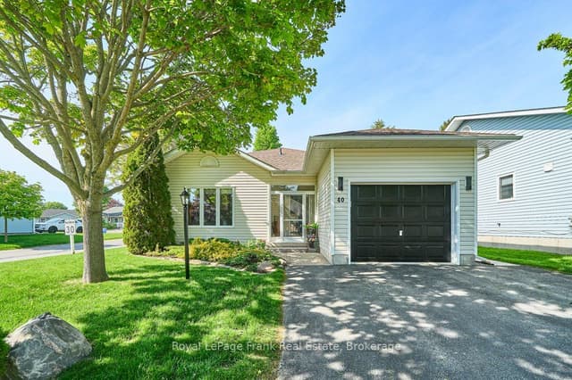 Detached at 40 Niagara Trail, Clarington, ON L1B 1L6