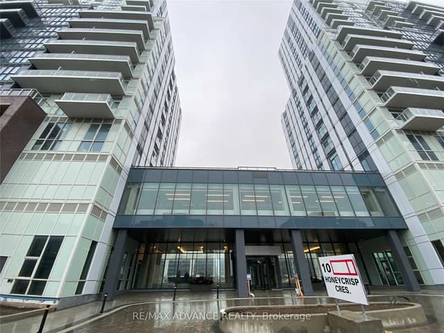 Condo Apartment at 10 Honeycrisp Crescent 521, Vaughan, ON L4K 0M7