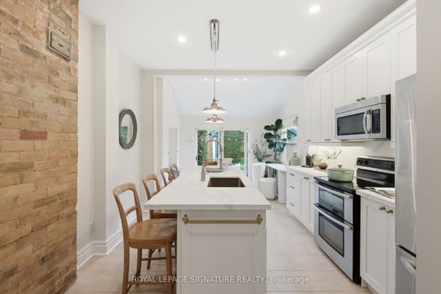 Semi-Detached at 170 Broadview Avenue, Toronto, ON M4M 2G5, Toronto E01