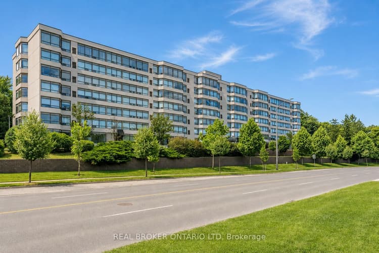 521 Riverside Drive