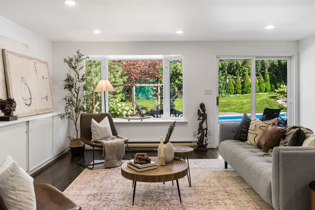 Detached at 129 Babcombe Drive, Markham, ON L3T 1M9