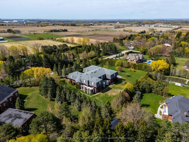 Detached at 48 Scott Crescent, King, ON L7B 1E4