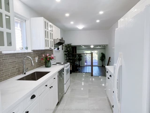 Semi-Detached at 6 Snowhill Crescent, Toronto, ON M1S 3T5, Toronto E07
