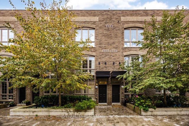 Att/Row/Townhouse at 1 Elsie Lane 61, Toronto, ON M6P 0B8, Toronto W02