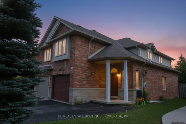 Att/Row/Townhouse at 509 Southridge Drive, Hamilton, ON L9C 7V4