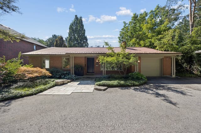 Detached at 238 Mill Street, Richmond Hill, ON L4C 4B3