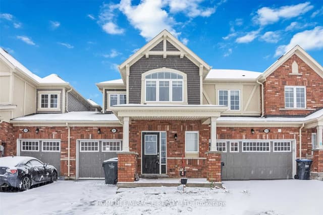 Att/Row/Townhouse at 21 Donlamont Circle, Brampton, ON L7A 4T5