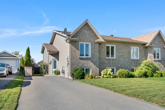 Semi-Detached at 55 Forestdale Crescent, Cornwall, ON K6K 0A5