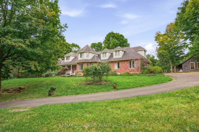 Detached at 8010 Guelph Line, Milton, ON L0P 1B0