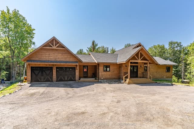 Detached at 1265 Britannia Road, Huntsville, ON P1H 2J3