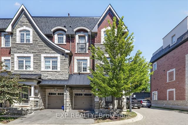 Att/Row/Townhouse at 18 Ingleside Street, Vaughan, ON L4L 0H9