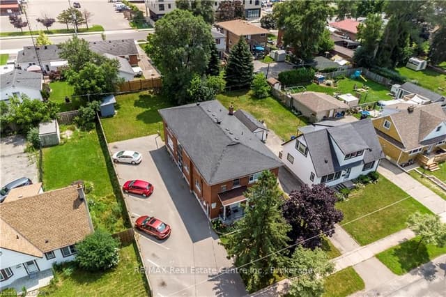 Multiplex at 43 SIXTH Avenue, Kitchener, ON N2C 1P9