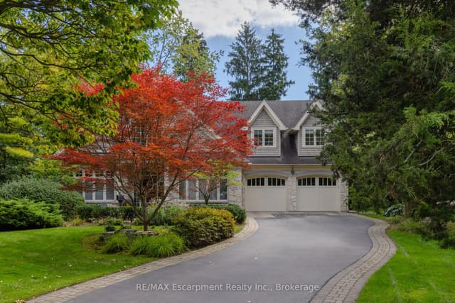 Detached at 1074 Lavender Lane, Oakville, ON L6J 1V2