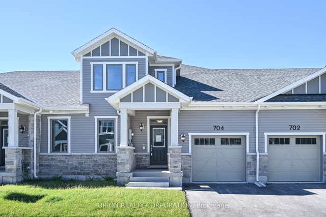 Att/Row/Townhouse at 704 Sargeant Place, Innisfil, ON L9S 0S9