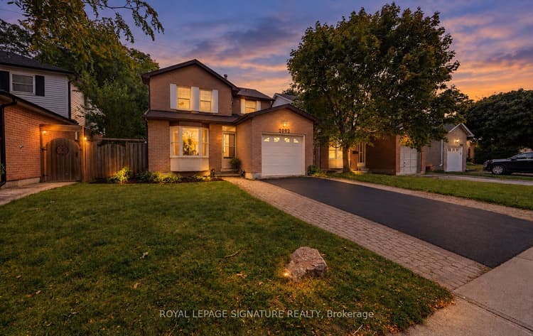 2092 Hunt Crescent