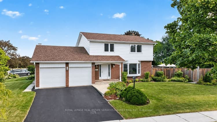 838 Saddle Crescent