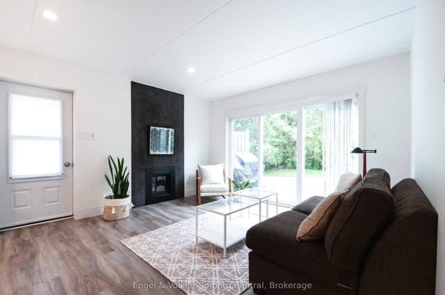 Condo Apartment at 19 DAWSON Drive 50, Collingwood, ON L9Y 5B4