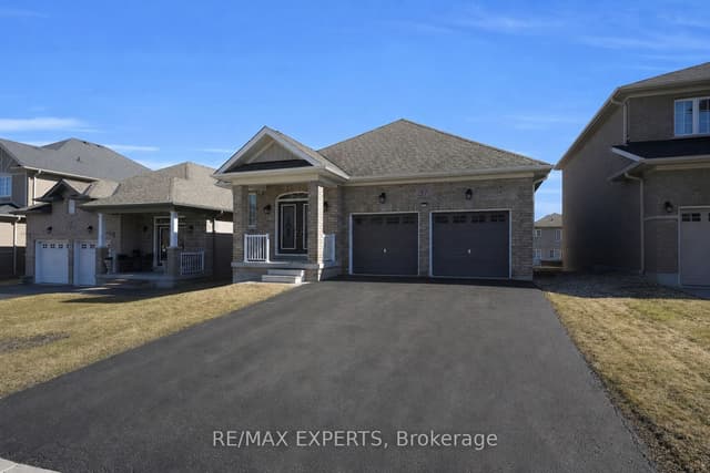 Detached at 57 Hopkins Crescent N, Bradford West Gwillimbury, ON L3Z 0R7