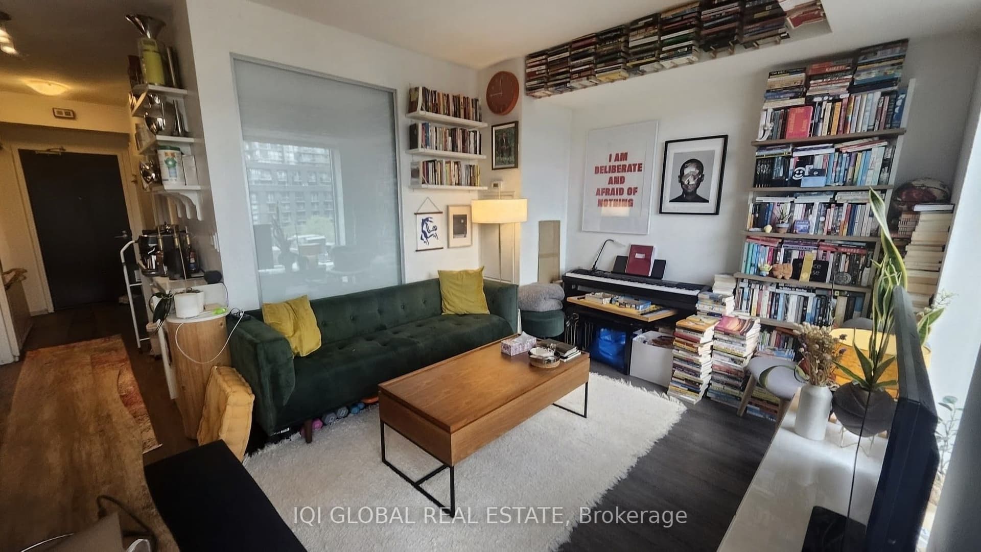 Suite 407 · Floor 4, Unit 407 · 106 Dovercourt Rd