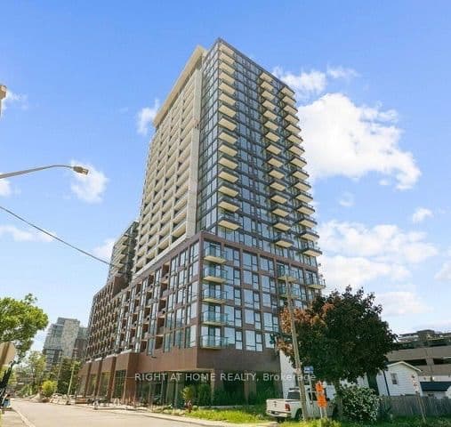 Condo Apartment at 28 Ann Street 223, Mississauga, ON L5G 0E1